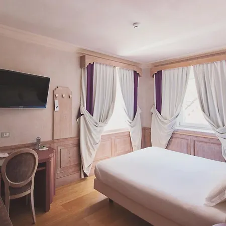 Hotell Lattanzi 5*