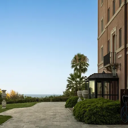 Lattanzi Hotel 5*