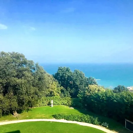 Lattanzi Hotell