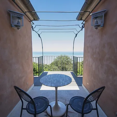 Hotel Lattanzi